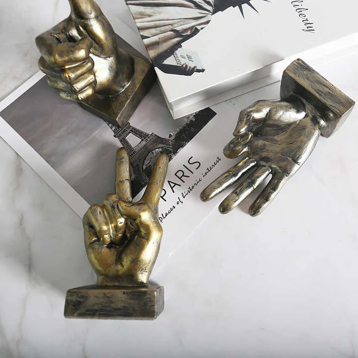 تماثيل مكتب لفتة إصبع يد منحوتة من الراتنج . Resin Hand Finger Gesture Desk Statues Sculpture for