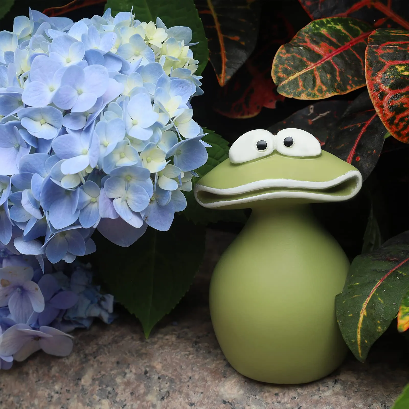 Frog Statues for Garden Big Mouth Frog Statues Waterproof Handmade,Outdoor Frog Decoration Garden Frog Statues Suitable for Decorating Courtyards, Balconies, and Lawns - Animal Gardening Gifts