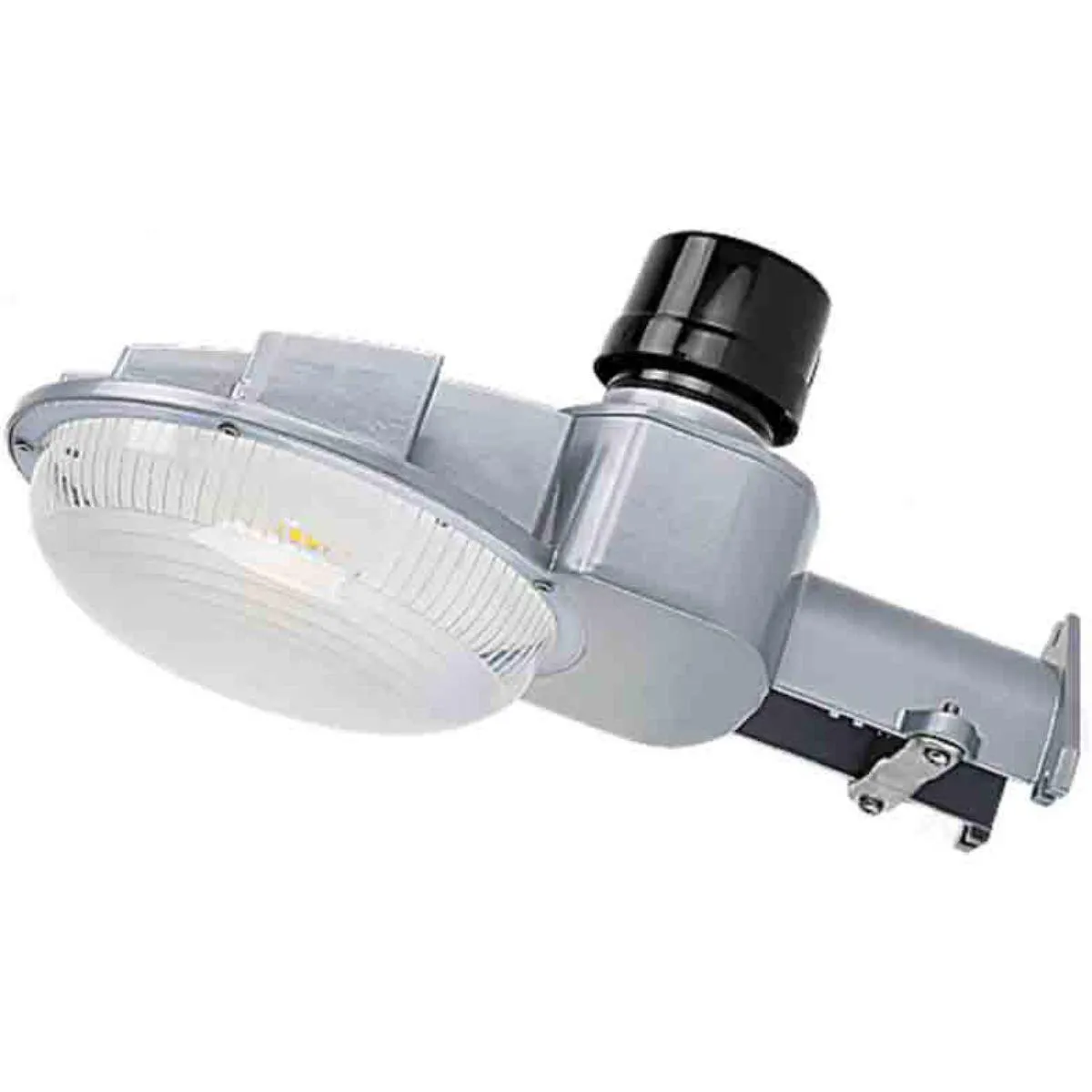 LED Dusk to Dawn Security Light, 65 Watts, 8800 Lumens, 5000K, Wall Mount, 120-277V