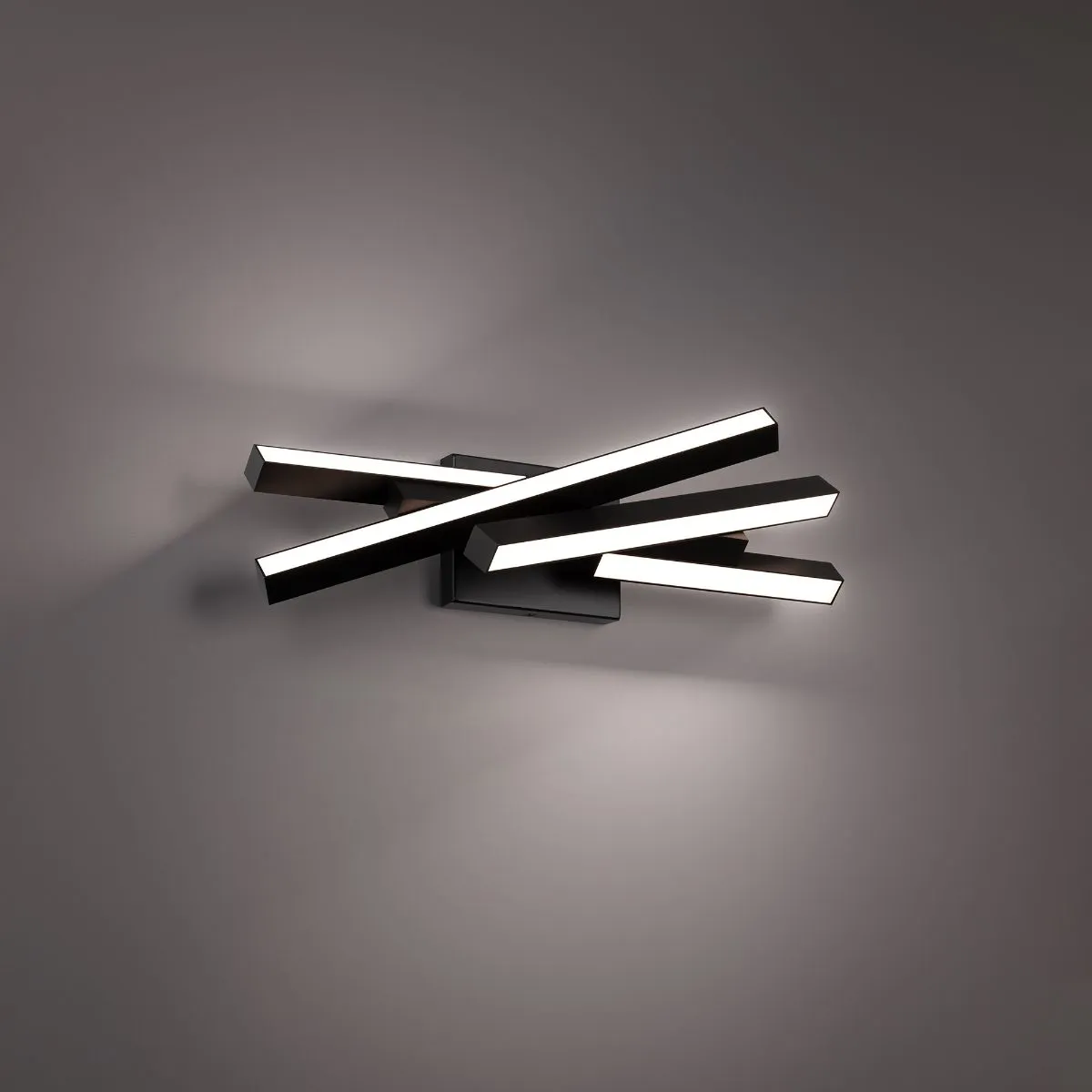 Parallax 20 in. LED Vanity Light 3500K Black finish