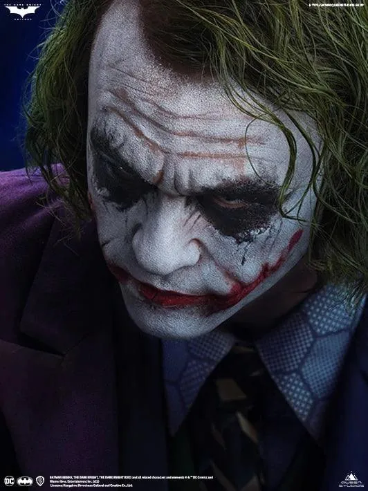 The Dark Knight Joker (Heath Ledger) Life Size Statue